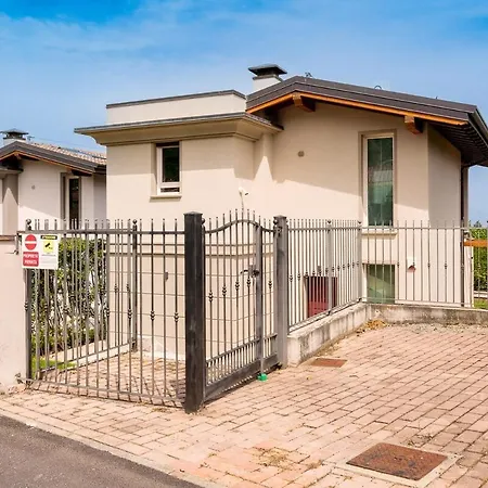 Essenza Villa